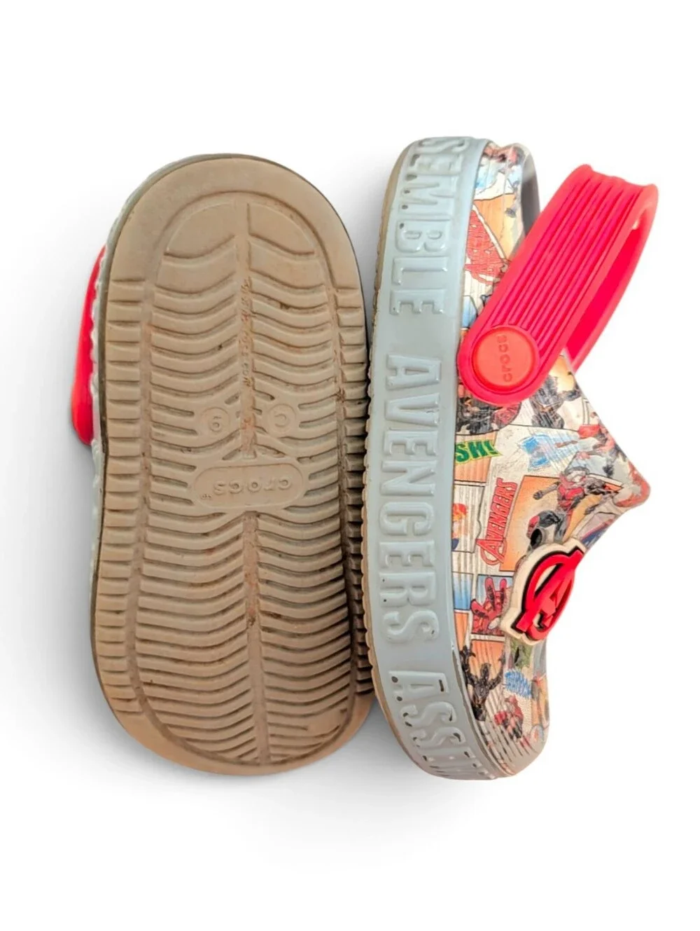 Crocs Marvel Avengers Off Court Clogs Kids Sz 9 Comic Book Superhero + Jibbitz